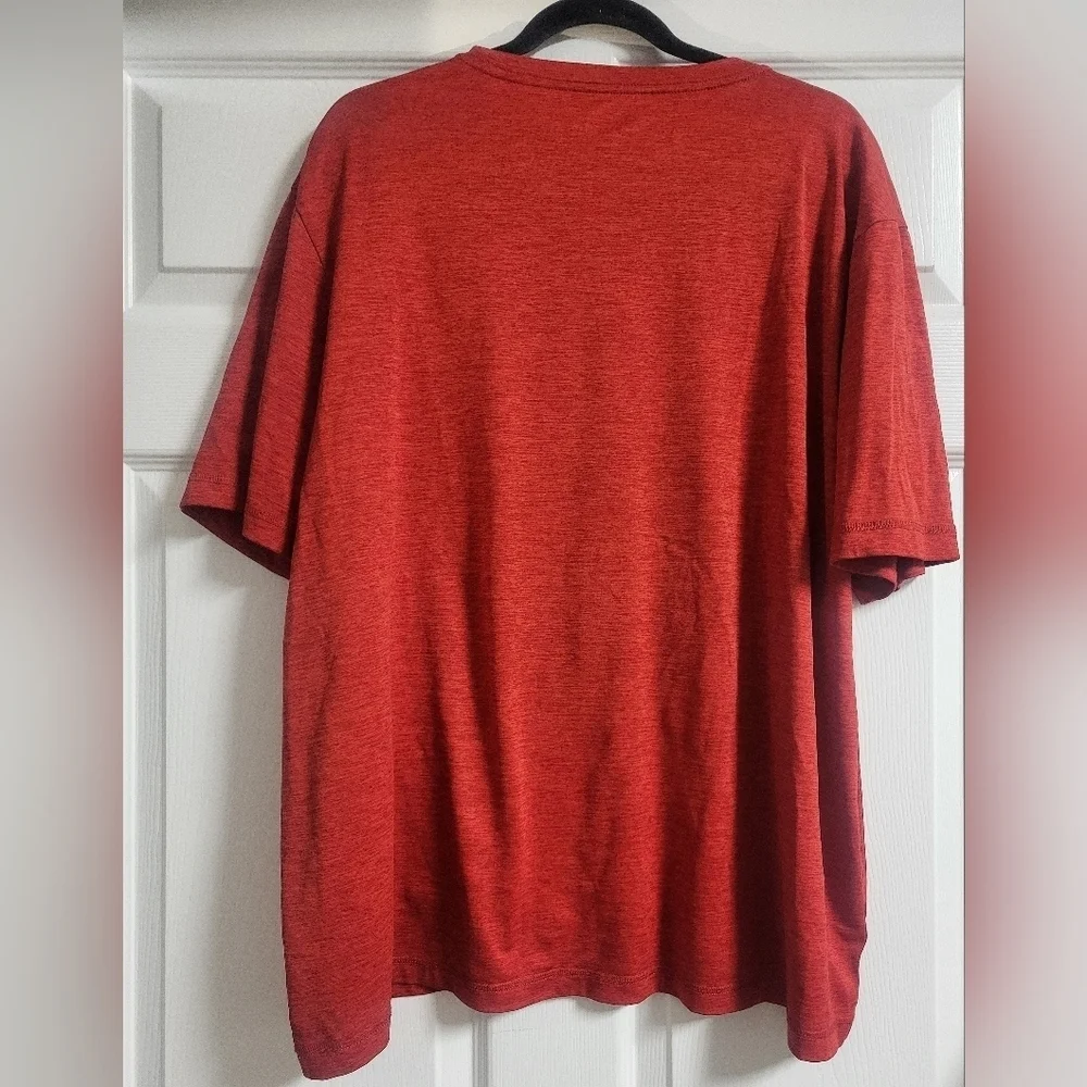 Genuine Merchandise-Philadelphia Phillies Red T-Shirt- Size 2XL - Unisex